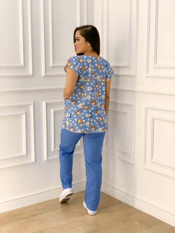 Scrubs Fada do Dente Azul Claro - Image 3
