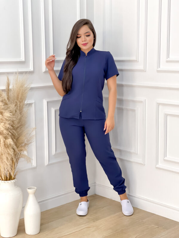Scrubs Bia Alfaiataria Azul Marinho