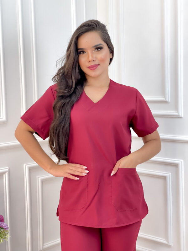 Scrubs Oxfordine Jogger com Manga Vinho - Image 2