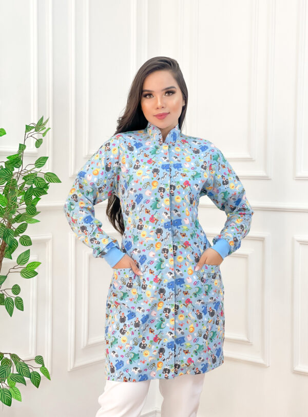 Jaleco Estampado Mundo Bita