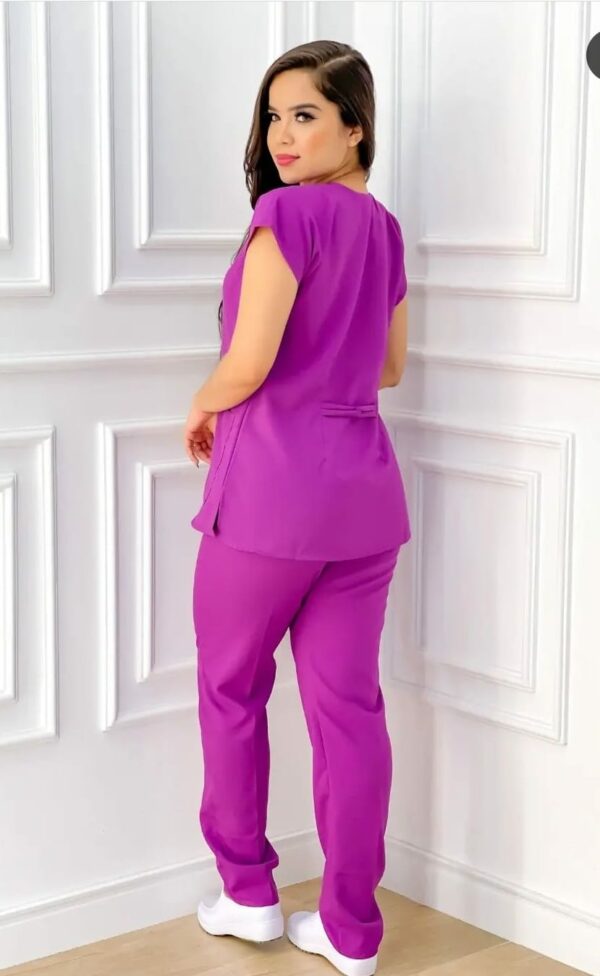 Scrubs Básico Uva - Image 3