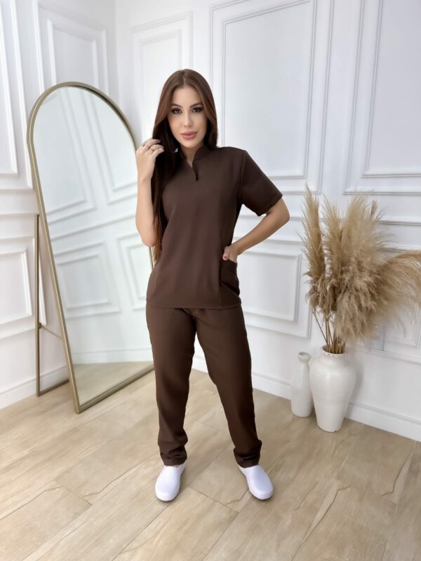 Scrubs Catherine Alfaiataria Chocolate