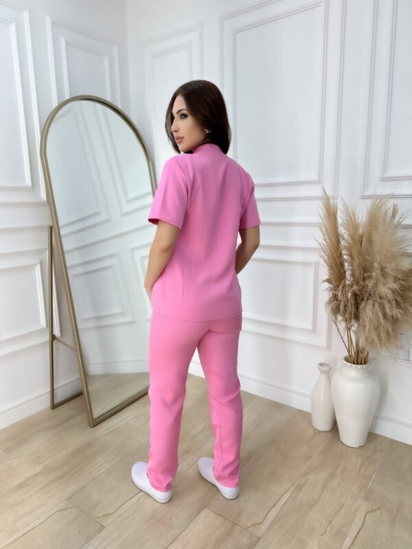 Scrubs Catherine Alfaiataria Rosa Chiclete - Imagem 3