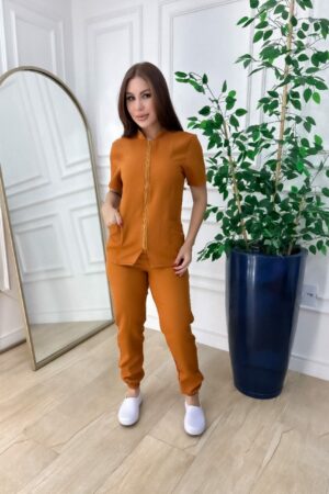 Scrubs Bia Alfaiataria Caramelo