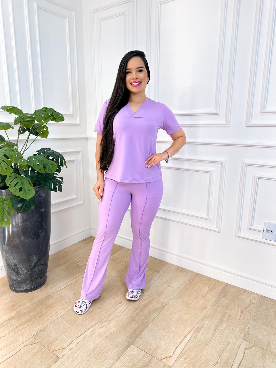 Scrubs Malha Tecnológica Lavanda