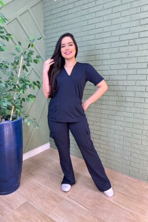 Scrubs Malha Tecnológica Cargo Preto